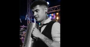 Murió un joven músico de una banda de cumbia al chocar su auto de frente con un camión