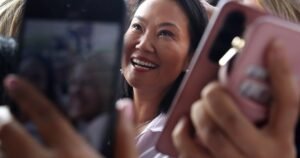 Elecciones en Perú: Keiko Fujimori amplía su ventaja a 1.300 votos sobre Sánchez