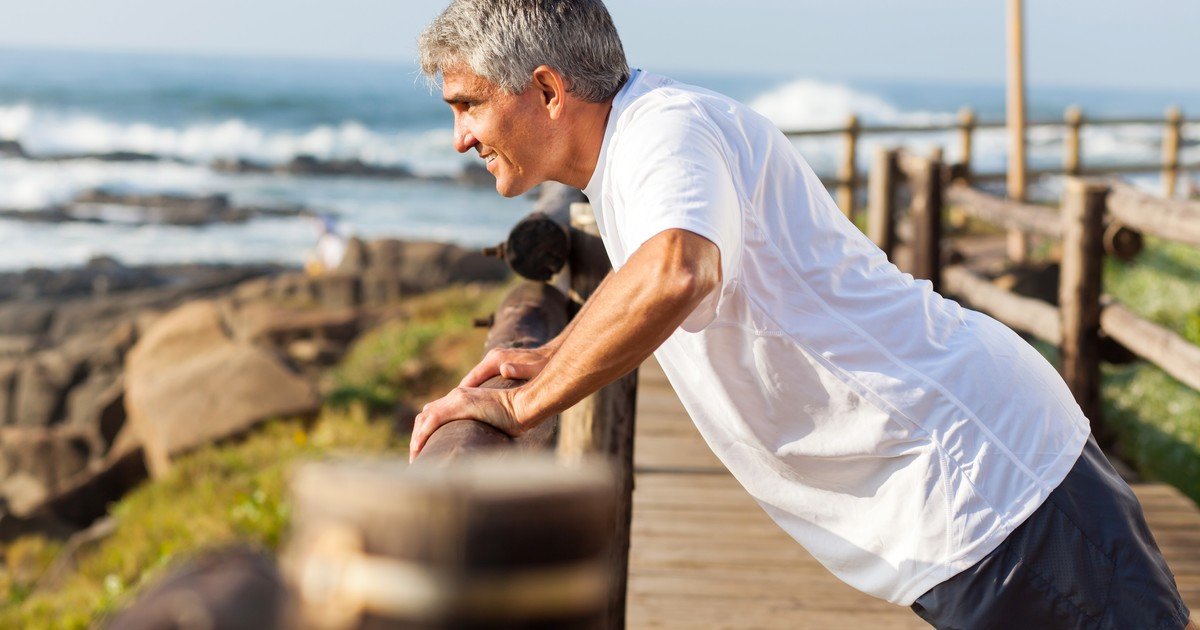 El cerebro hace un mayor esfuerzo para mantener el equilibrio con la edad, según un estudio