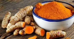Golden milk y más: qué sabe la ciencia sobre los beneficios de la cúrcuma, la especia de moda