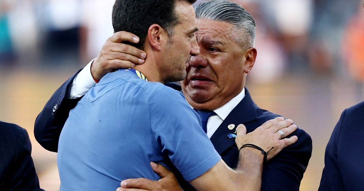 «De tratar de traidores a los jugadores no se vuelve»: la dura carta de Chiqui Tapia contra las teorías conspirativas a un mes de la final del Mundial