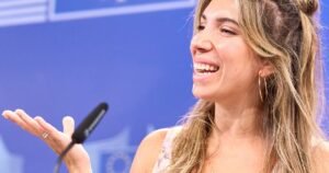 Alicia González, psicóloga: »No es tu trabajo educar a tu suegra, es tu pareja quien debe marcar una línea y actuar como el protector del sistema familiar que has creado»
