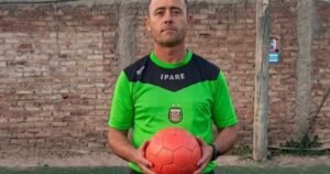 Murió un árbitro de fútbol tras un choque frontal en Mendoza: hay otras dos víctimas fatales y tres heridos