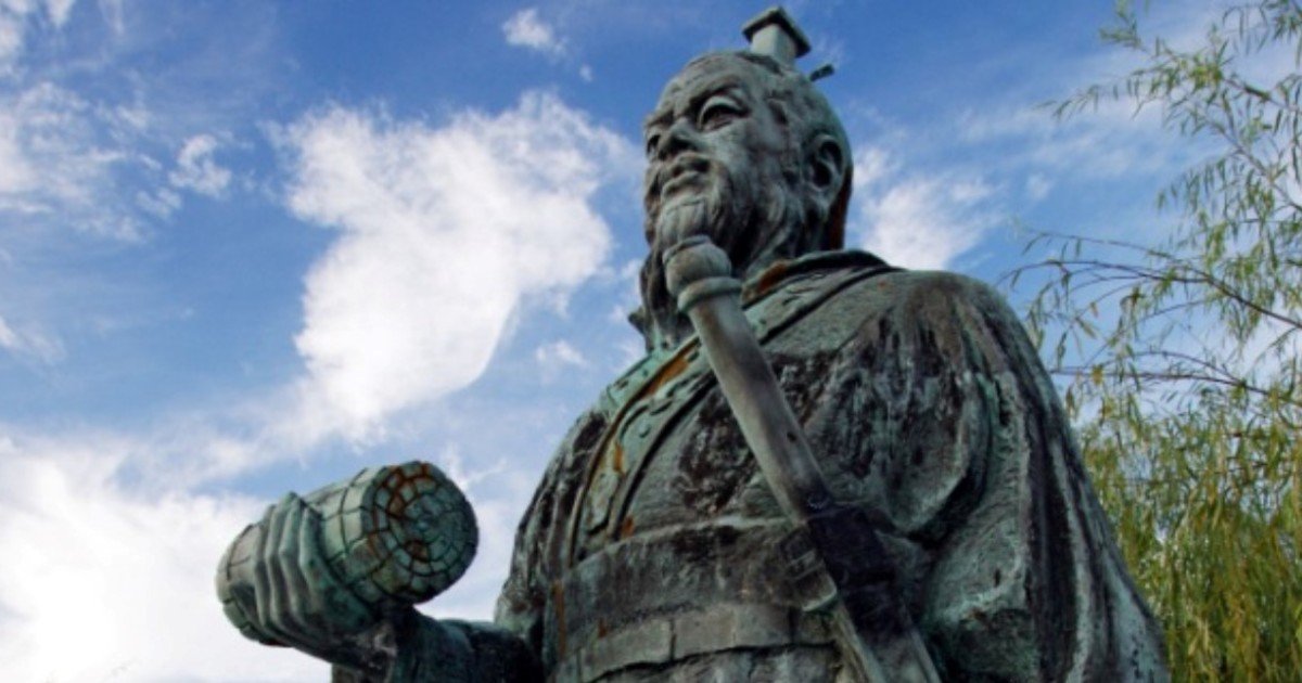 Sun Tzu, filósofo chino: «Si haces que los adversarios no sepan el lugar y la fecha de la batalla, siempre puedes vencer»