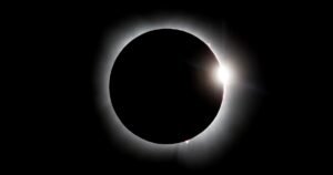 Eclipse Solar total hoy, EN VIVO: a qué hora es, dónde ver y todo sobre el fenómeno astronómico este 12 de agosto de 2026, minuto a minuto