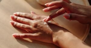 La ANMAT prohibió productos dermatológicos por falta de autorización sanitaria: cuáles son