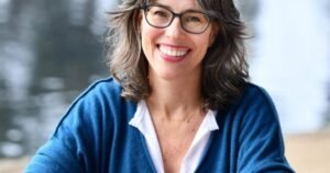 Ingrid Clayton, psicóloga, advierte sobre una conducta muy extendida entre las mujeres: «Todavía no he conocido a ninguna mujer que no haya experimentado la complacencia en algún momento de su vida»