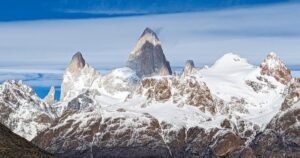 Murió una turista francesa por una avalancha en El Chaltén: su compañero fue rescatado con vida