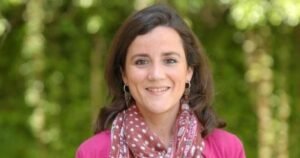 Pilar de Castro, psiquiatra: «Después de trabajar 90 minutos, hay que parar y caminar o hablar con un compañero»