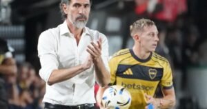Boca vs Eduardo Domínguez: los antecedentes contra el DT que carga el aura de Bianchi y siempre sonó en La Bombonera