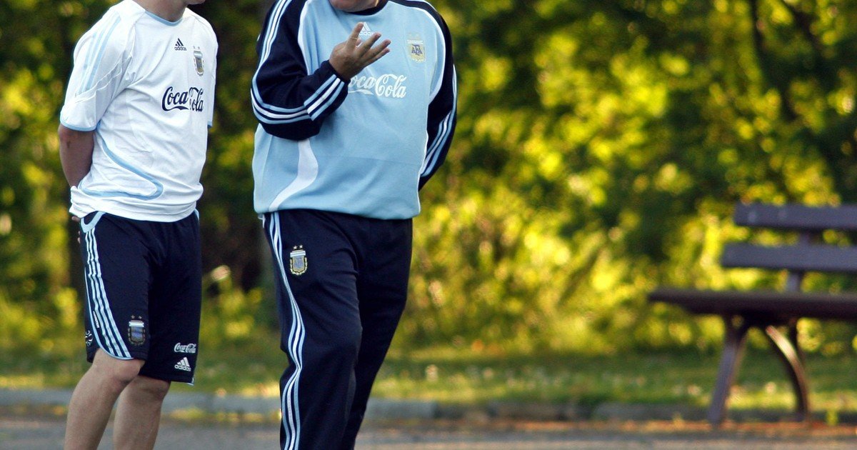 El Profe Salorio, el hombre que recibió a Messi en su primer día en Ezeiza, lo despide: “Nunca habrá nada igual”