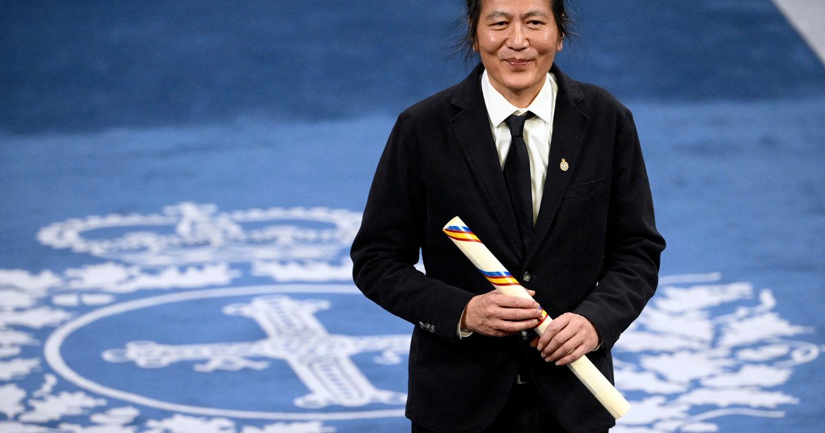 Byung-Chul Han, filósofo, sobre la fragmentación de la atención: «El smartphone es una maquinita digital de adicción»