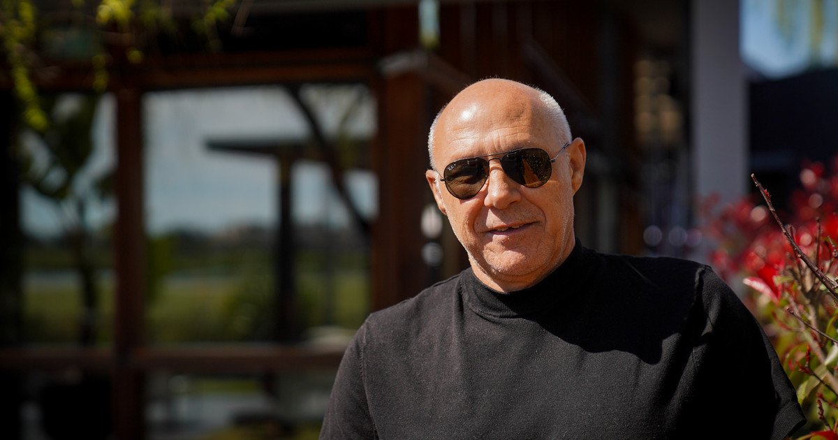 El “Loco” Dalla Libera, sin filtro: la insólita expulsión que lo llevó al retiro, el día que volvió a nacer y las lágrimas que le arrancó Messi