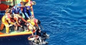 Tres turistas y un guía desaparecieron mientras buceaban en Indonesia: los encontraron flotando en el mar tras una búsqueda de 24 horas