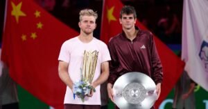 Davidovich Fokina, campeón del Masters 1000 en Shanghái con una remontada épica contra Jódar: la curiosa estatua que tendrá