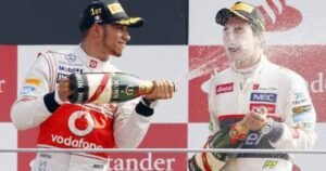 Sergio «Checo» Pérez, piloto de F1, sobre su podio en Monza 2012: «Niki Lauda me entregó el trofeo y se quitó la gorra. Para mí fue un momento muy especial en mi carrera»