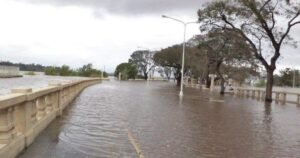 Fenómeno El Niño en Argentina: niveles de agua al límite, primeros evacuados y ciudades en alerta por más lluvias en el norte del litoral